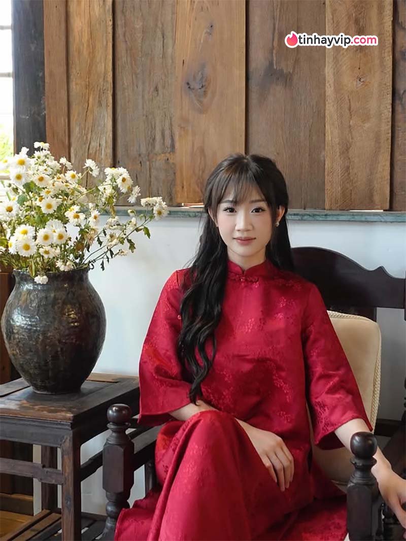 Hoàng Lan Anh và màn lên đồ bikini, khoe trọn đường cong