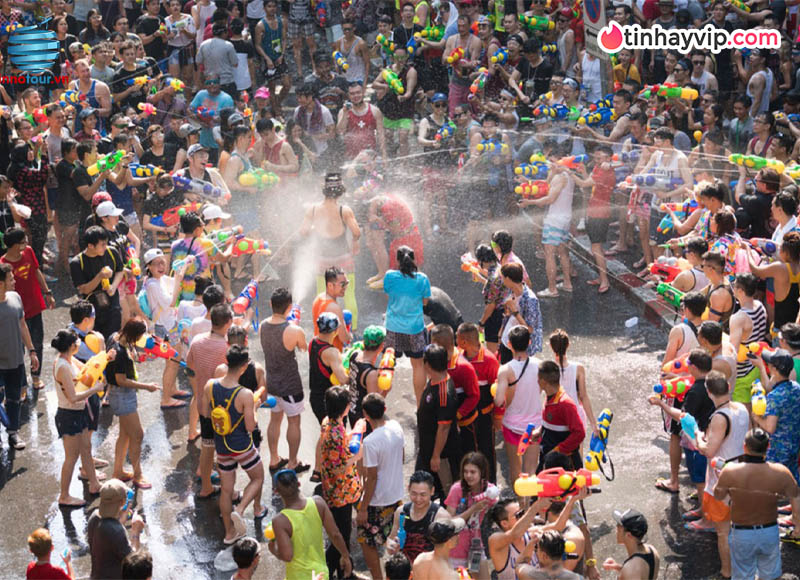 Lễ hội té nước Songkran ghi nhận 154 người tử vong trong 4 ngày đầu kỳ nghỉ tại Thái Lan