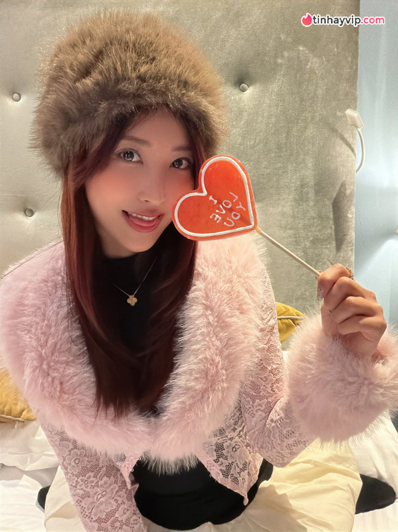 Sumire Mizukawa thông báo giải nghệ sau 11 năm cống hiến Sumire Mizukawa thông báo giải nghệ sau 11 năm cống hiến