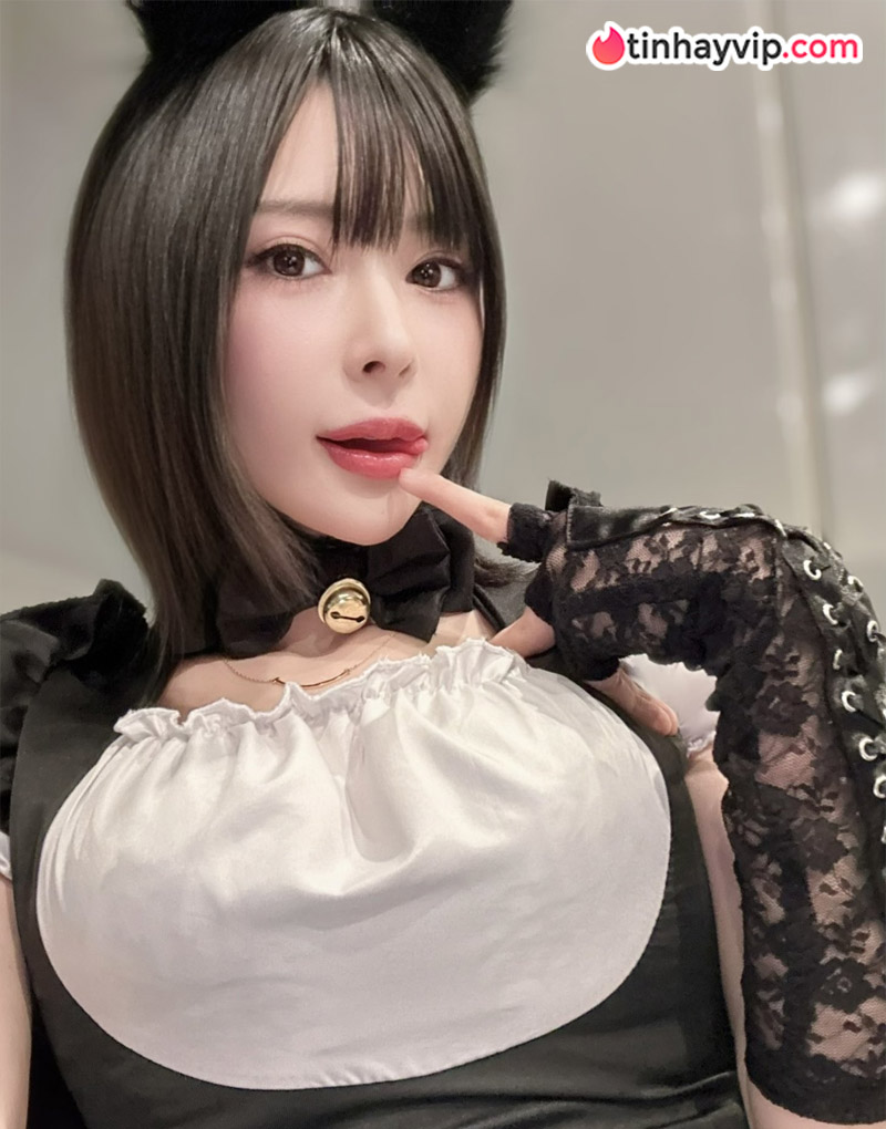 Diễn viên AV Tsujii Honoka bất ngờ được đội tuyển bóng rổ mời thử việc