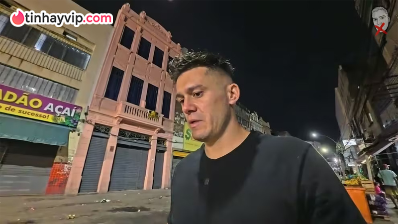 Nóng: Youtuber người Ý bị thả phẫn nộ gay gắt vì gián tiếp...hại chết một gia đình Youtuber Zazza el Italiano bị tố gián tiếp đẩy một gia đình vào bi kịch ở Brazil