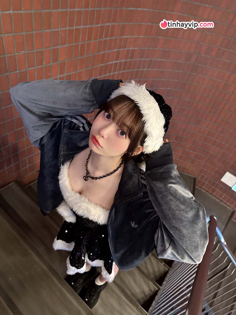 Chiho Maho khoe trọn vóc dáng cực phẩm trong photobook mới