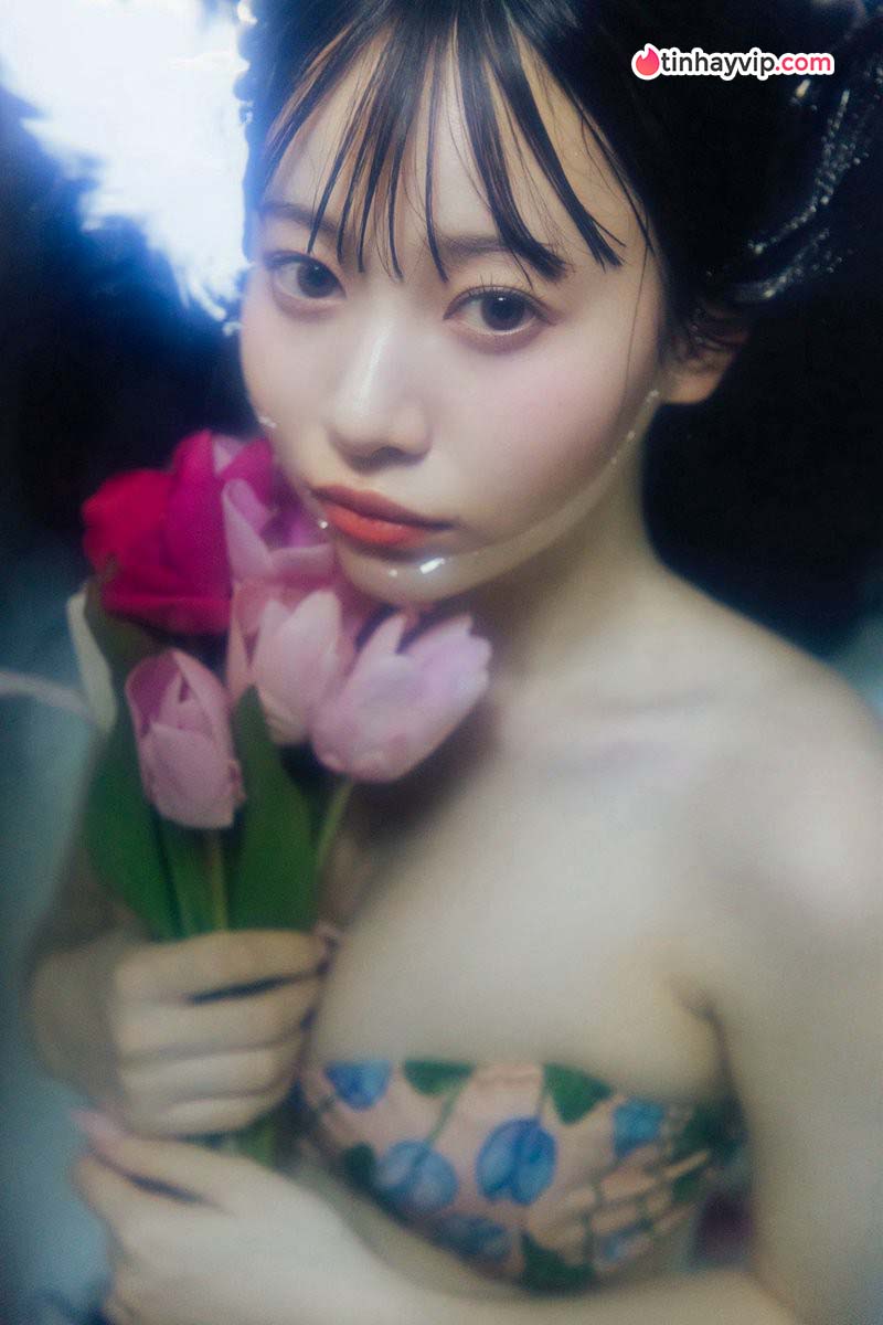Chiho Maho khoe trọn vóc dáng cực phẩm trong photobook mới