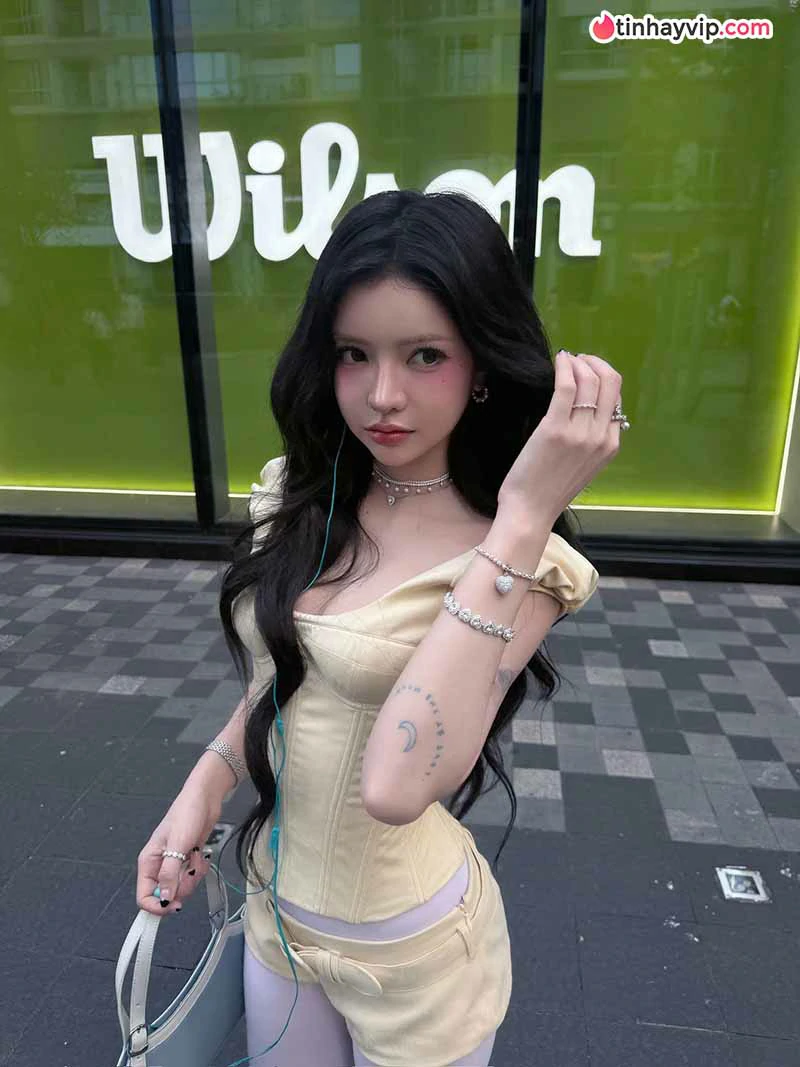 CiiN Bùi Thảo Ly: Từ dancer đến TikToker nổi tiếng