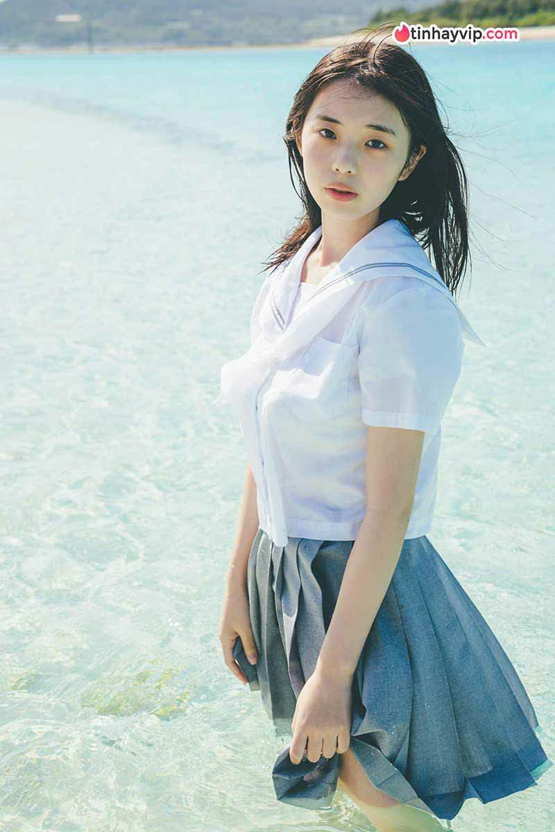 Hina Kikuchi gây sốt với màn giảm cân lột xác đầy quyến rũ