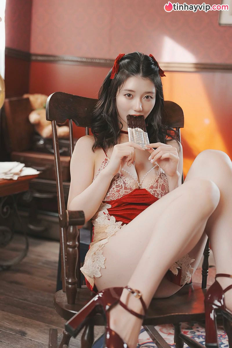 Kanna Seto nghẹn lòng nhắc về nỗi đau đằng sau hào quang AV