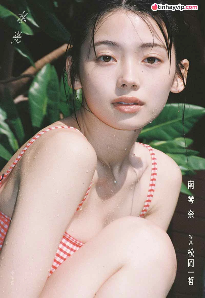 Minami Kotona tung ảnh bikini tuổi 19 đầy trong trẻo