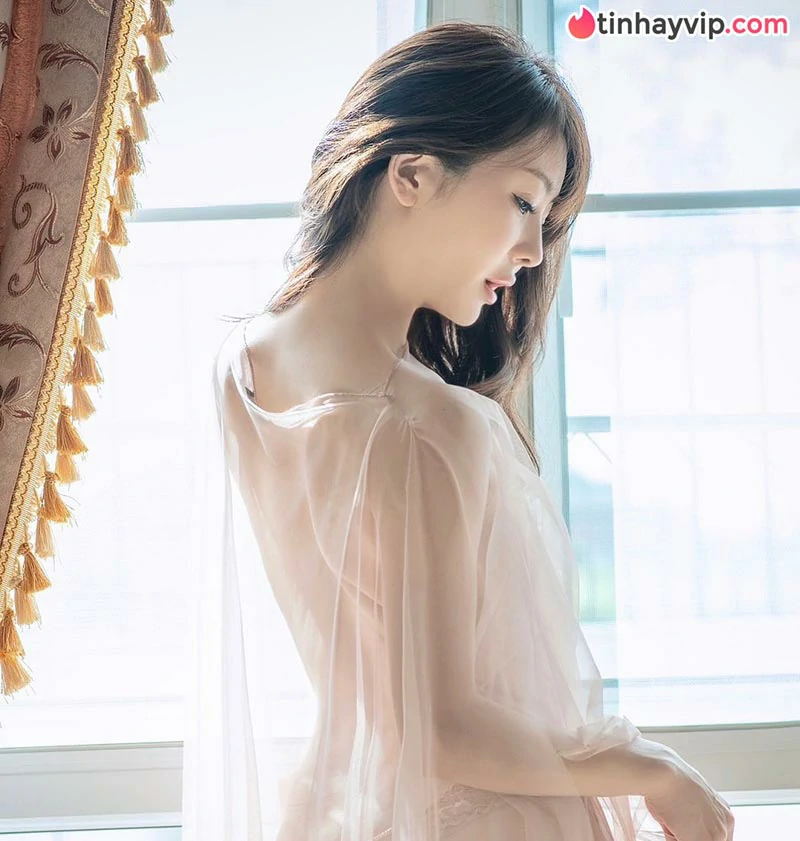 Naho Ozawa tái xuất sau 17 năm: Sự trở lại của một huyền thoại muốn làm đàn bà ở tuổi 40