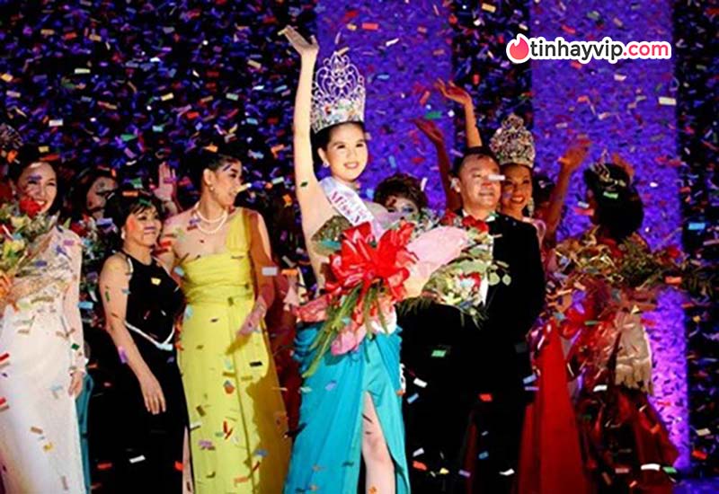 Ngọc Trinh là ai? Hành trình định hình phong cách quyến rũ