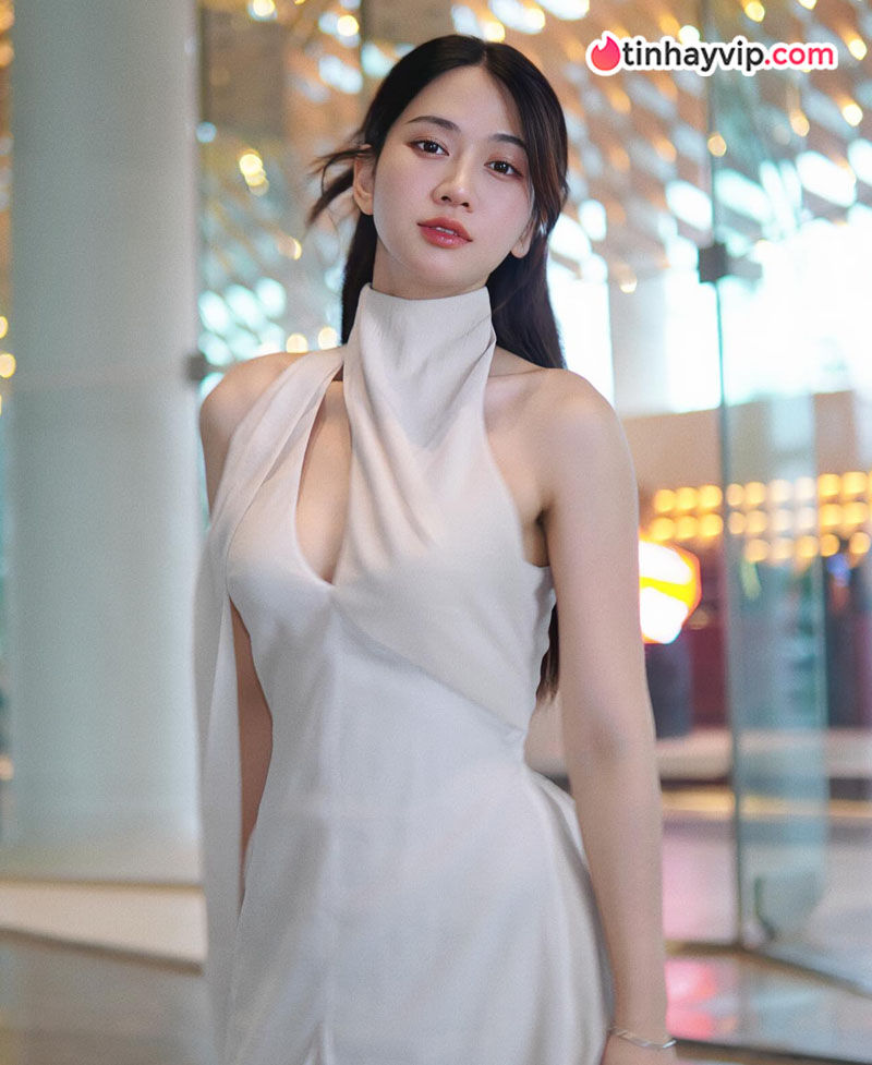 Vì sao Lê Bống càng nỗ lực xây dựng hình ảnh tri thức lại càng bị gán mác làm màu?