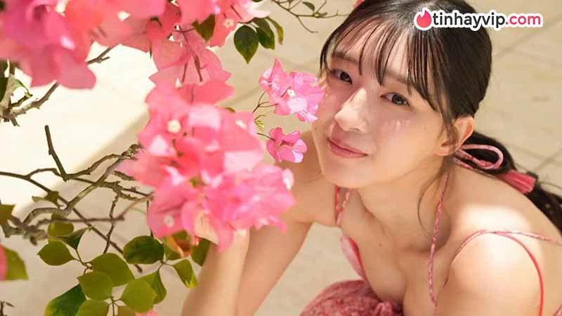 Wagatsuma Yurika tái xuất nóng bỏng sau 4 năm vắng bóng