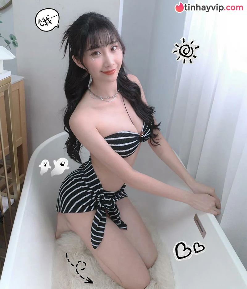 Nữ thần cổ động Wendy gây bão với bộ ảnh bikini trong chuyến nghỉ dưỡng nóng bỏng