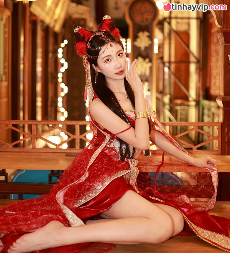 Nữ thần cổ động Wendy gây bão với bộ ảnh bikini trong chuyến nghỉ dưỡng nóng bỏng