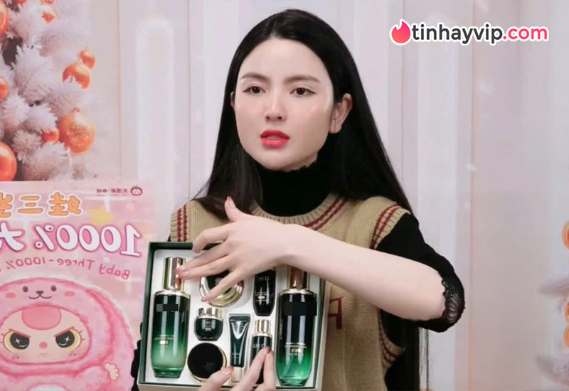 Chu Thanh Huyền là ai? Tiểu sử và những thông tin đáng chú ý về vợ Quang Hải