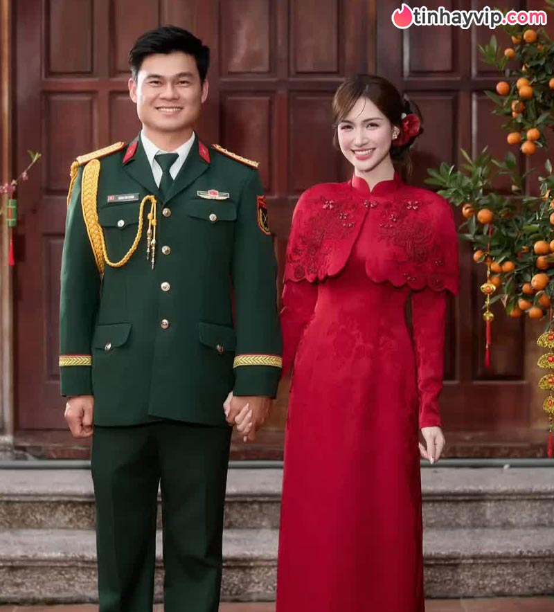 Nhan sắc tuổi 31 của Hòa Minzy thăng hạng rõ rệt bên chồng sắp cưới và con trai