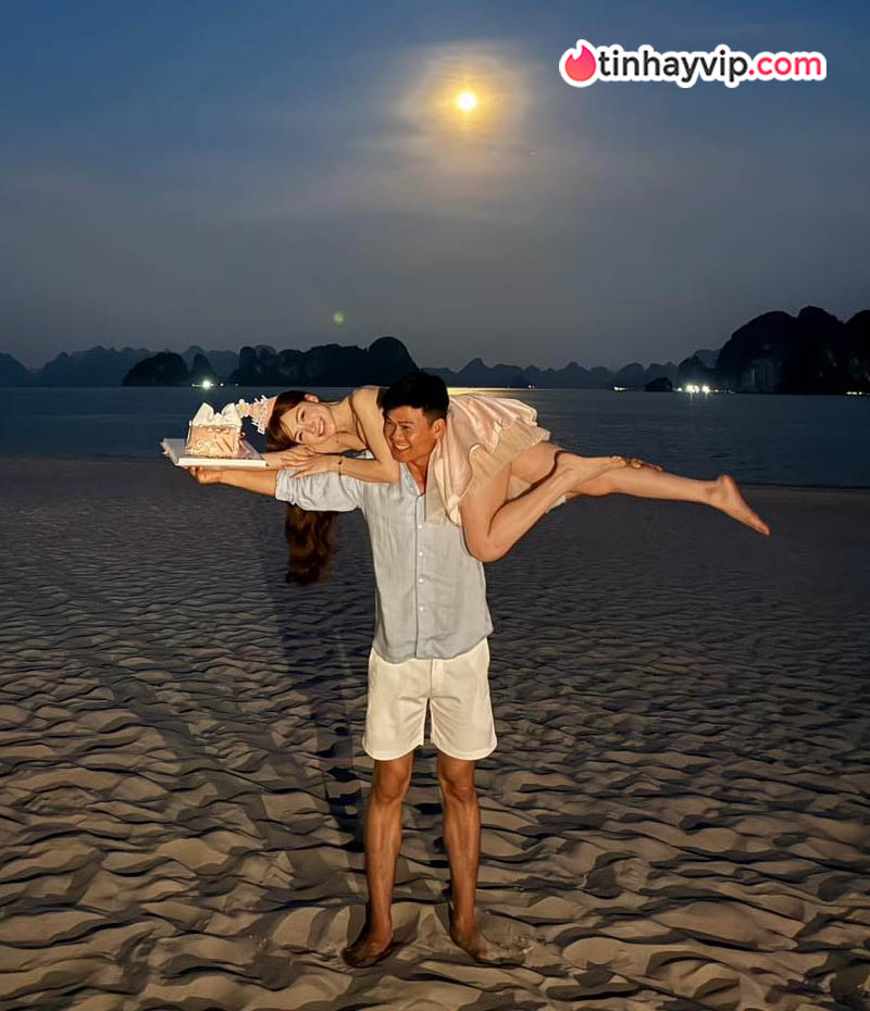 Nhan sắc tuổi 31 của Hòa Minzy thăng hạng rõ rệt bên chồng sắp cưới và con trai