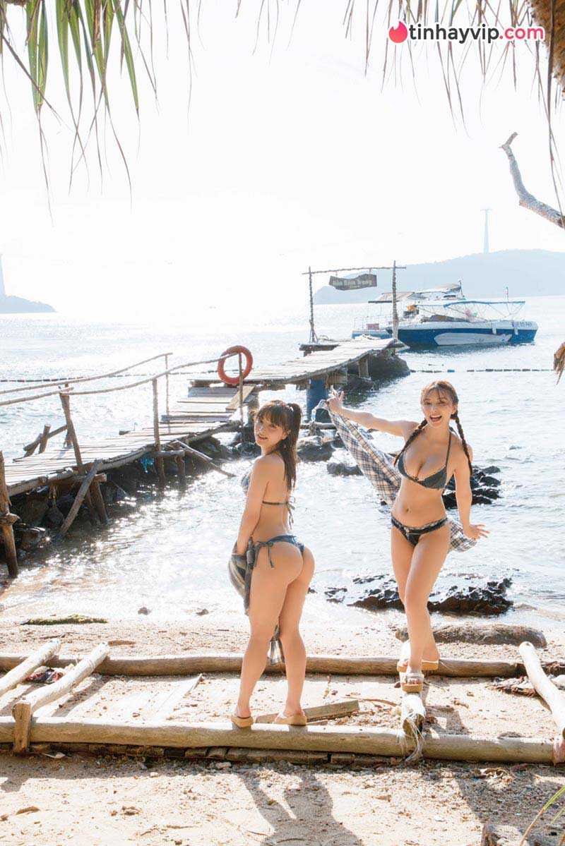 Cặp chị em nóng bỏng EriMari tái xuất với tập photobook chụp tại Việt Nam