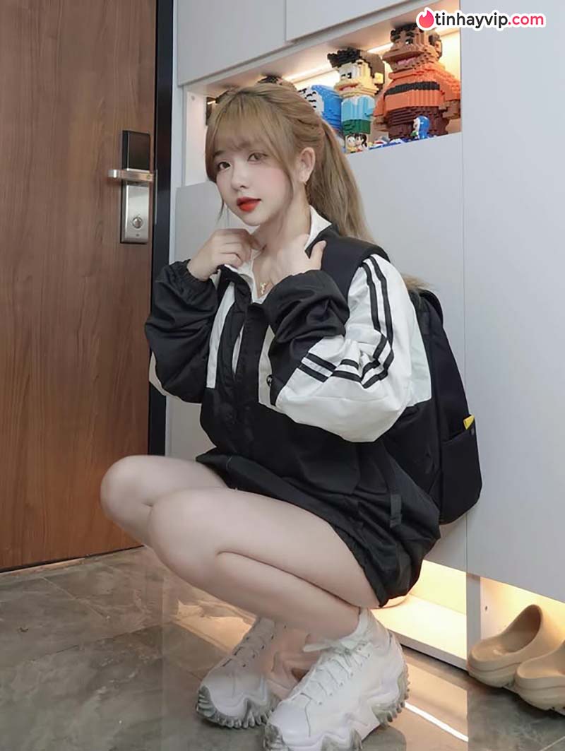 Hot Girl Việt Nam: Top 12 gương mặt đình đám hiện nay