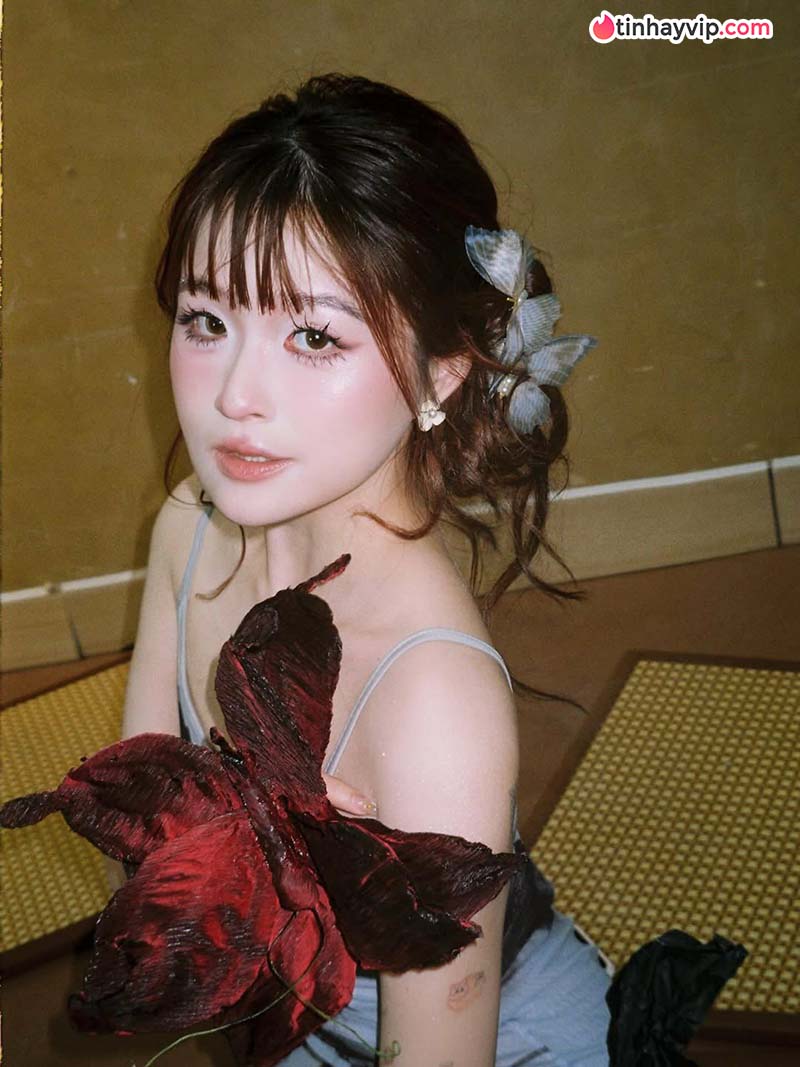 Hot Girl Việt Nam: Top 12 gương mặt đình đám hiện nay