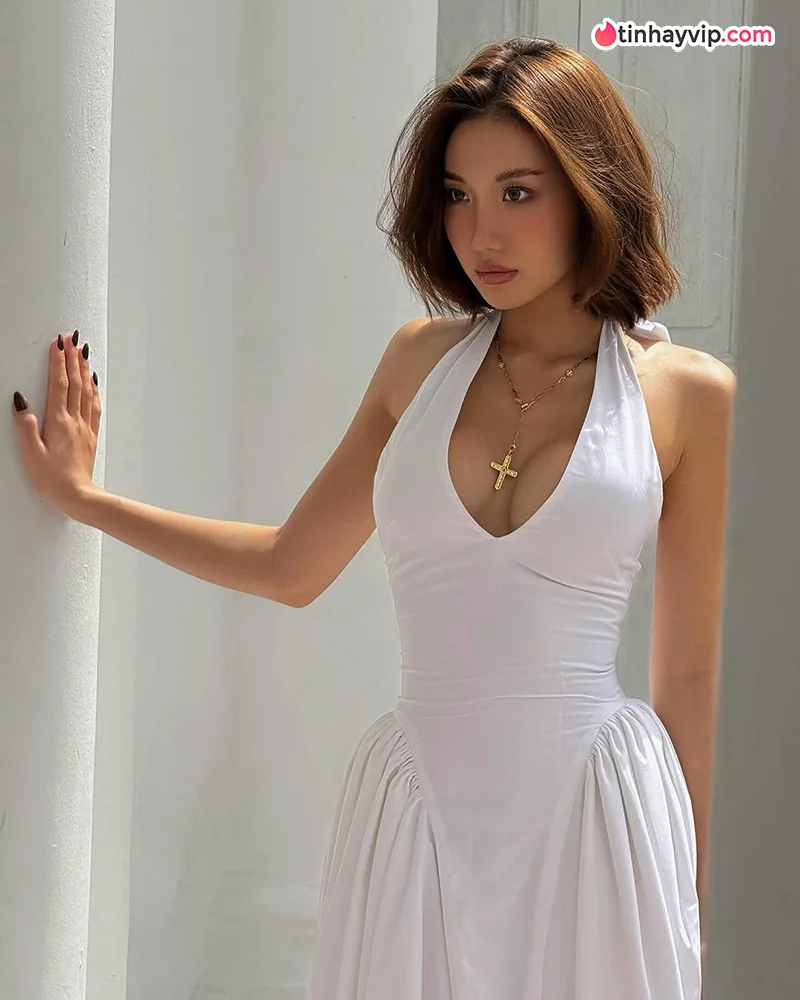 Huyền 2k4 ngày càng xinh đẹp trong giao diện tóc ngắn cùng làn da bánh mật khỏe khoắn