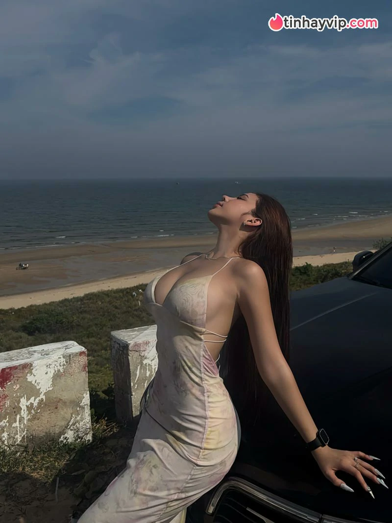 Nàng thơ Phạm Thị Quế Nhi thiêu đốt mọi ánh nhìn với bộ ảnh bikini nóng bỏng