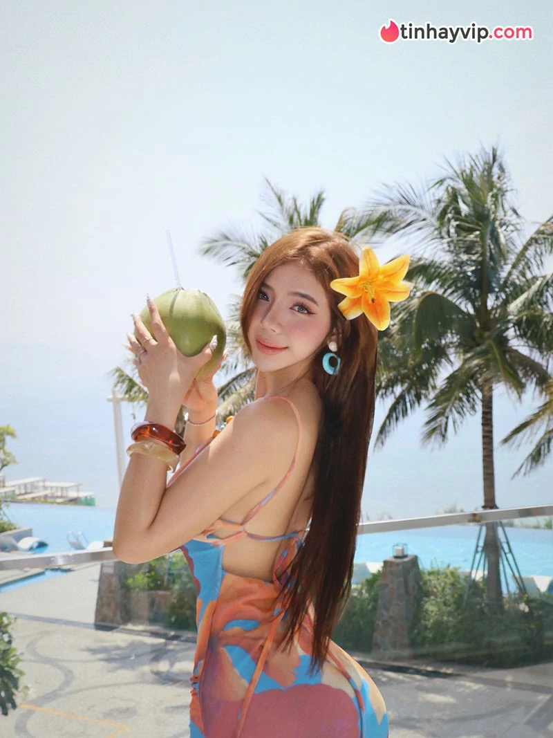 Nàng thơ Phạm Thị Quế Nhi thiêu đốt mọi ánh nhìn với bộ ảnh bikini nóng bỏng