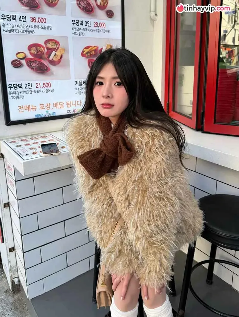 Quỳnh Alee: Hành trình lột xác nóng bỏng của nữ Gen Z