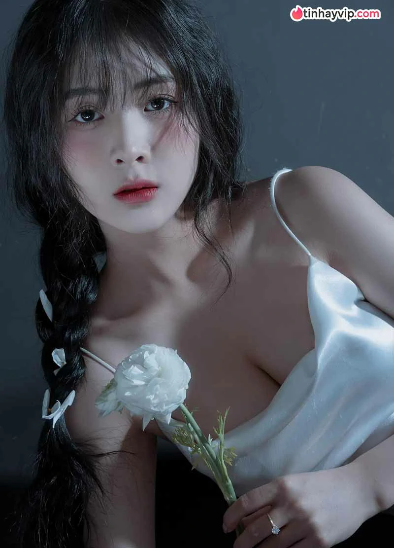 Quỳnh Alee: Hành trình lột xác nóng bỏng của nữ Gen Z