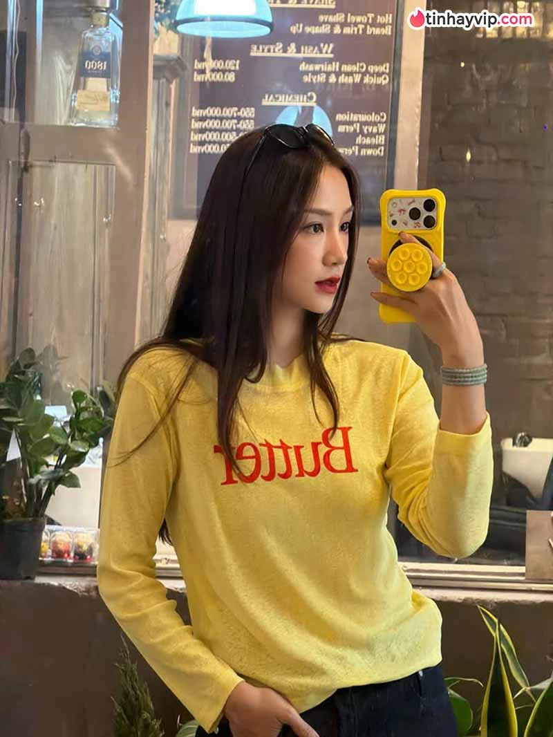 Salim - Tiểu sử hot girl Hà Thành đến hot mom quyến rũ