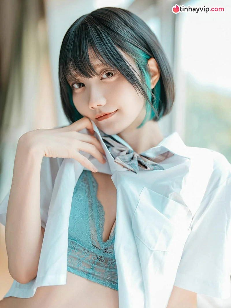 Hot cosplayer Kareshichan