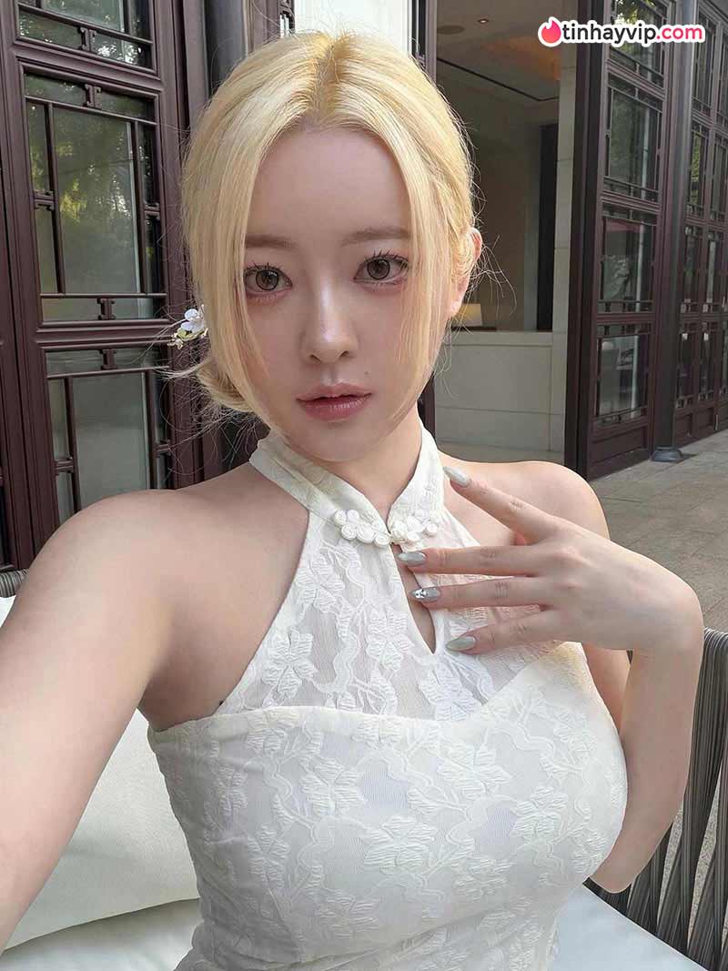 Nàng beauty blogger đa tài