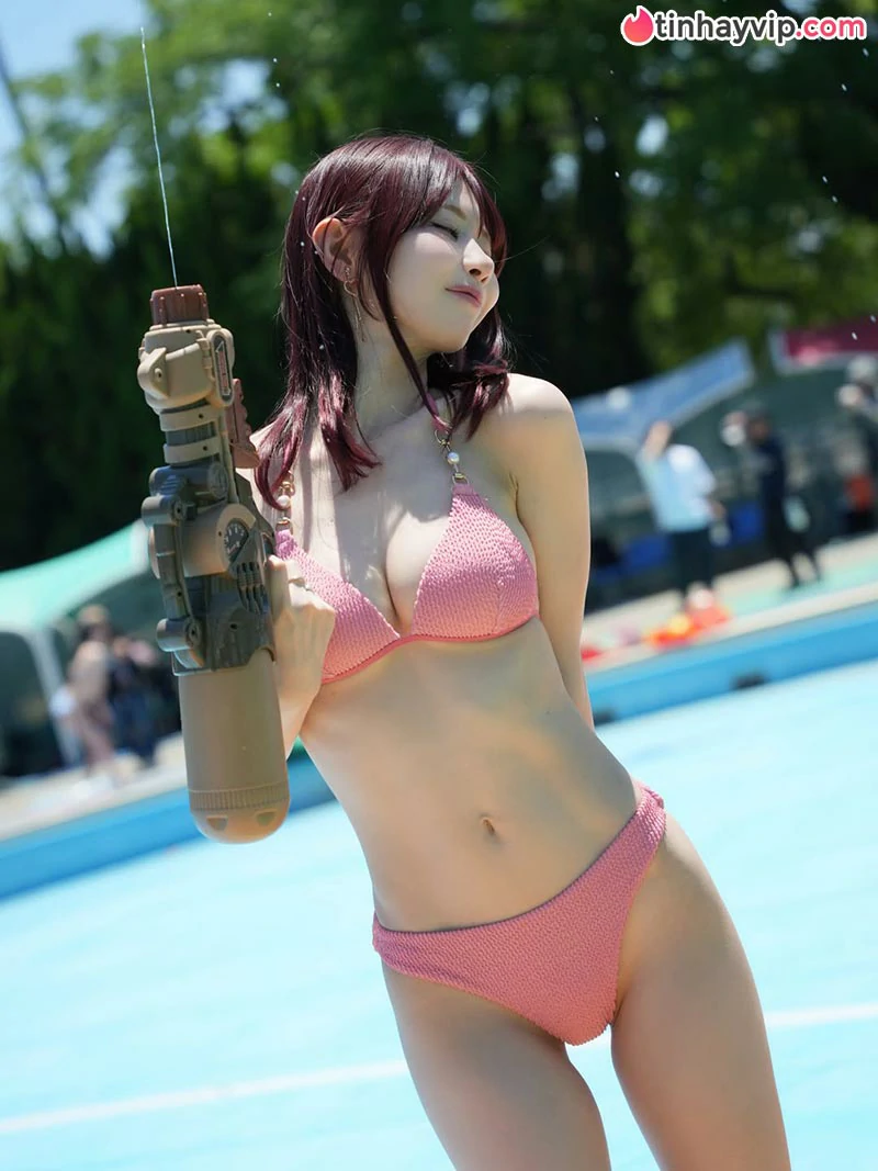 Diễn viên AV Aoi Ibuki tung loạt ảnh bikini cực cháy, khoe vòng 1 cup G siêu khủng