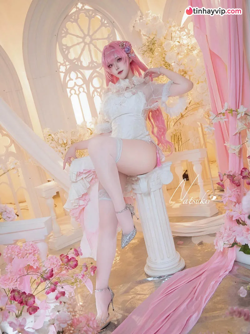 Bộ ảnh cosplay táo bạo của coser Natsuko