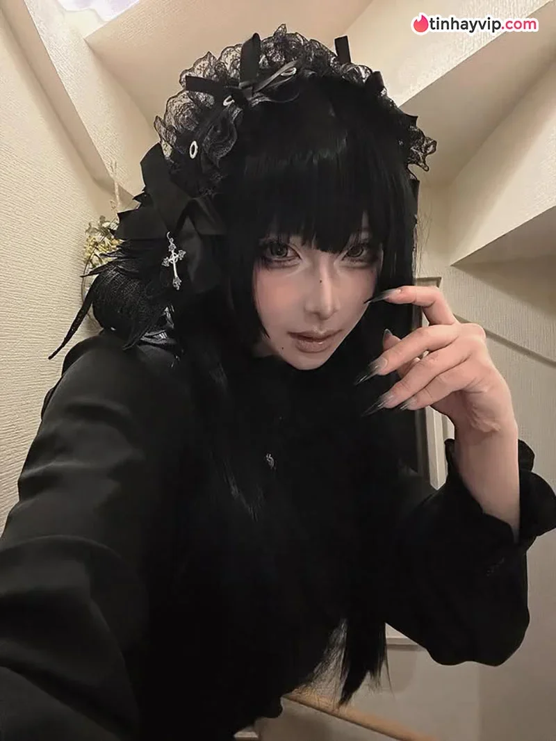 Phong cách Gothic trong những tạo hình của cosplayer Imo