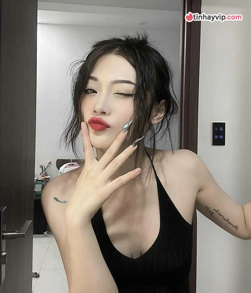 Hot girl Việt Nam: Top 12 nữ streamer và mc esports