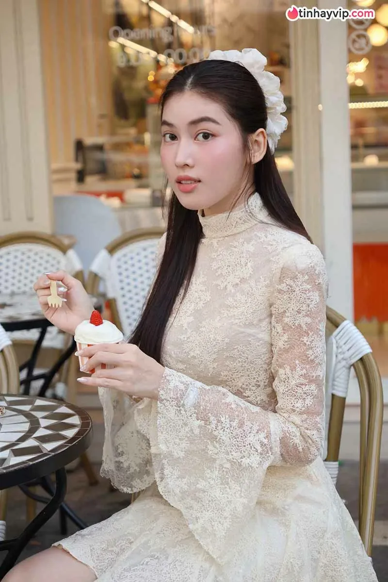 hot-girl-viet-nam-10-guong-mat-co-suc-hut-kho-cuong