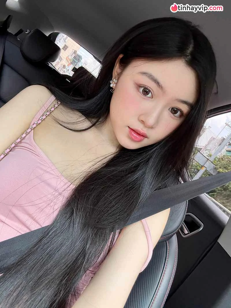 hot-girl-viet-nam-10-guong-mat-co-suc-hut-kho-cuong