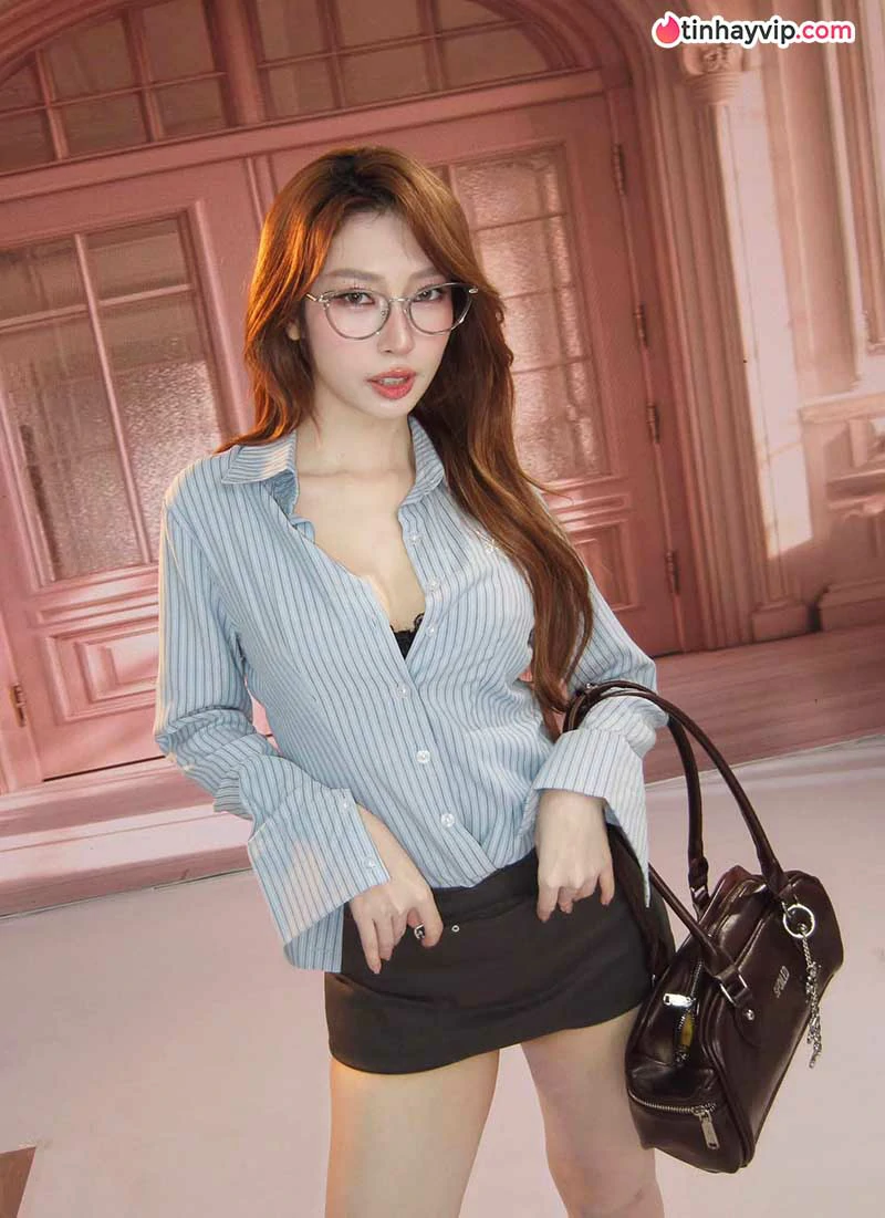 Khổng Tú Quỳnh biến hóa từ thanh lịch đến nữ tính