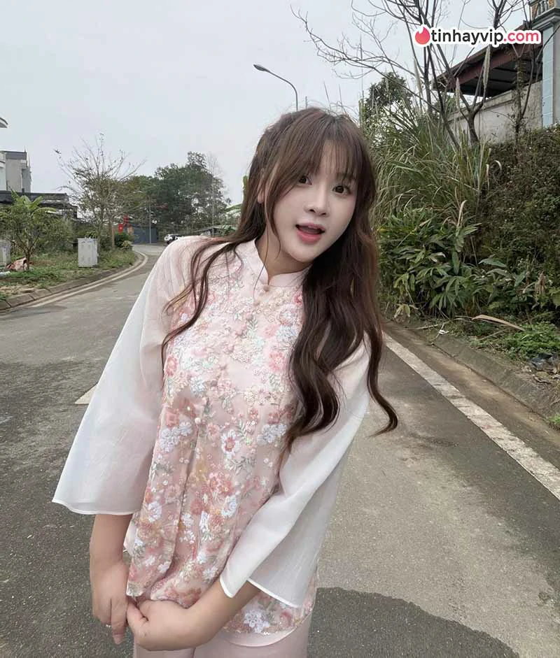 Hot girl Việt Nam: Top 12 nữ streamer và mc esports