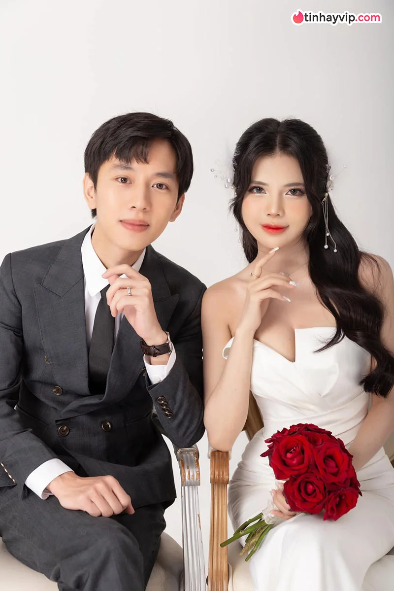 Hôn nhân với BLV Văn Tùng