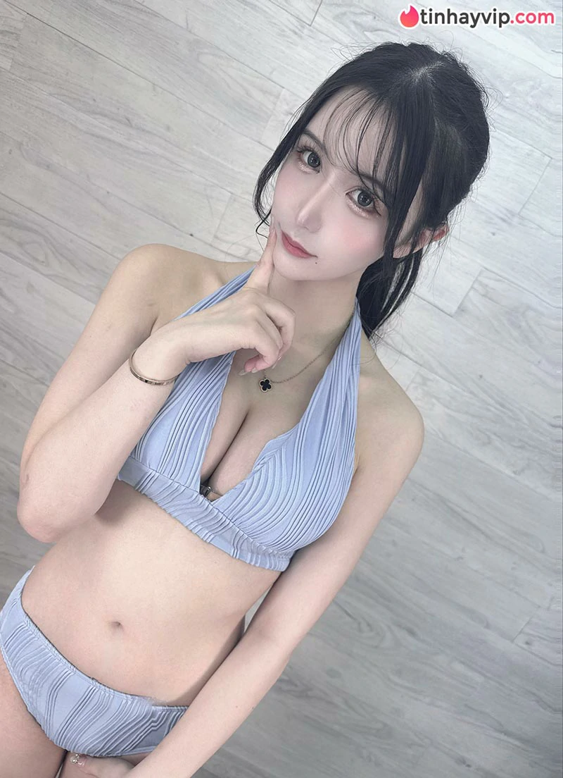 Bị trục xuất vì bê bối chấn động, Mai Fujisaki lên tiếng xin lỗi và tạm dừng hoạt động
