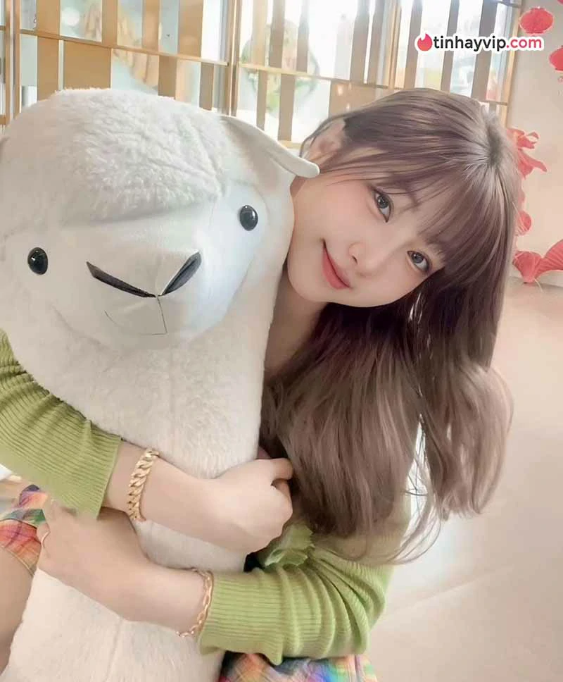 Như Hexi hóa nàng thơ với concept pastel ngọt ngào