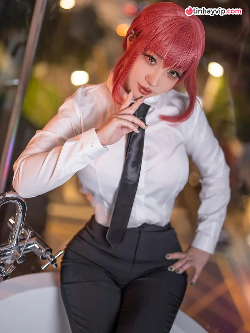 Nữ coser Đài Loan Chihiro Chang gây chú ý vì vòng 1 đẫy đà
