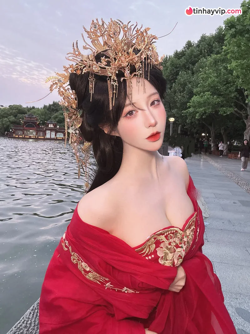 Những màn hóa thân đa dạng của Chihiro Chang