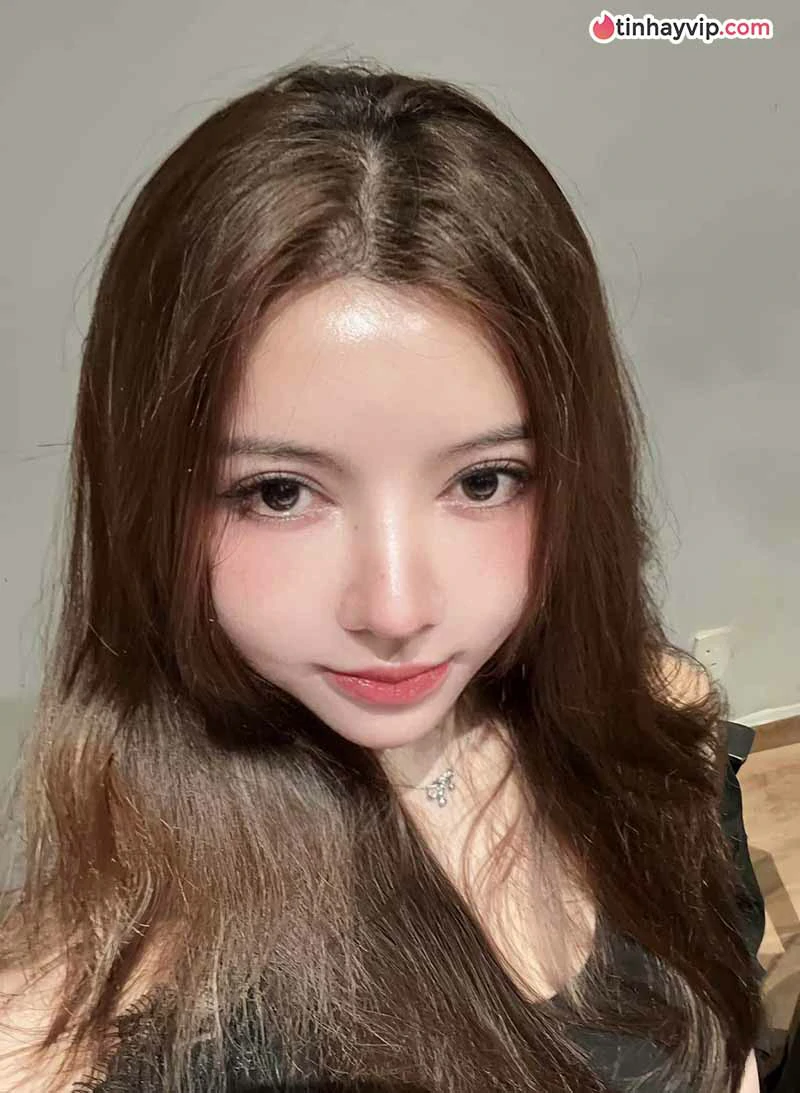Hot girl Việt Nam: Top 12 nữ streamer và mc esports