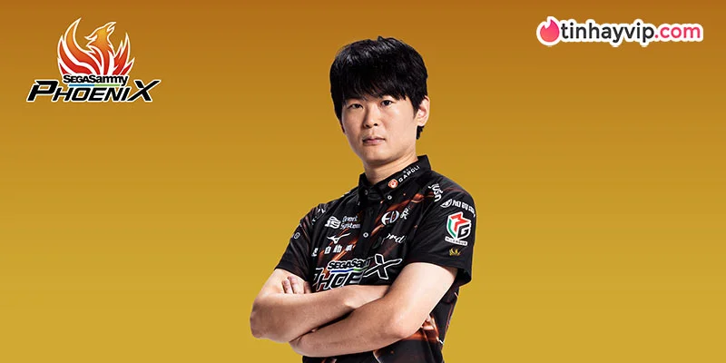 Phản ứng bất ngờ của "gã khổng lồ" M-League trước Yu Tano