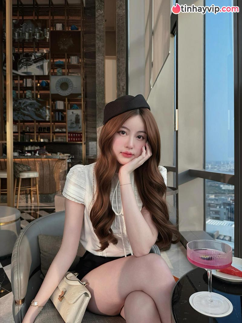 Tăng Mỹ Hàn gây bão với loạt ảnh sinh nhật sang chảnh cùng những chi tiết đặc biệt
