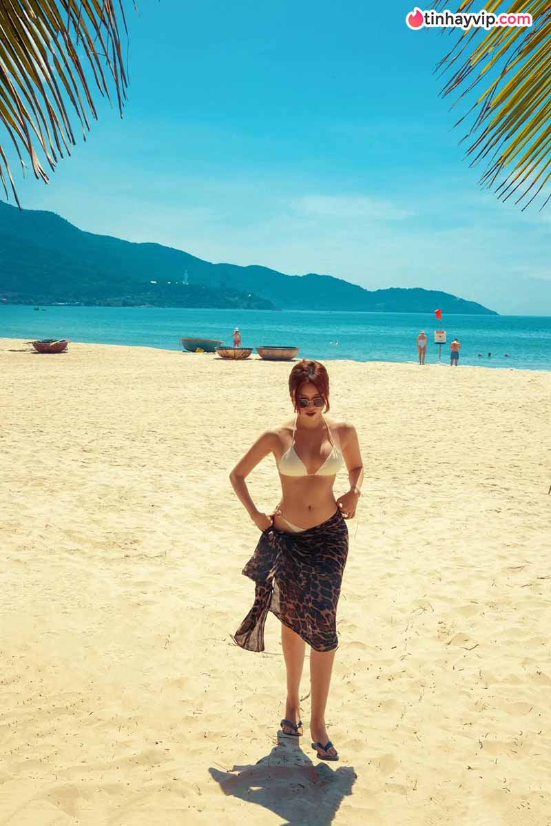 Thanh Thanh Huyền khoe visual cuốn hút trong kỳ nghỉ biển