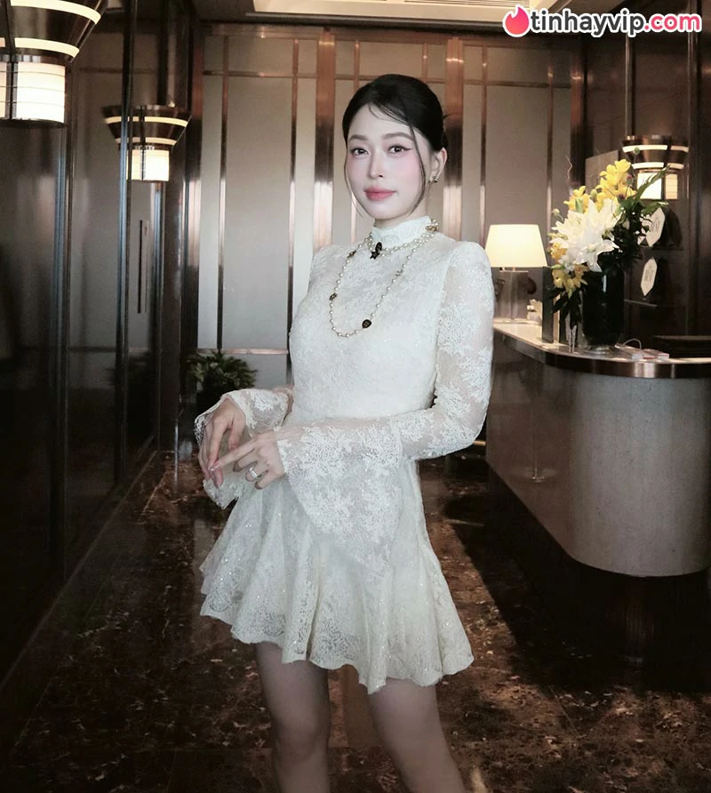 Bùi Phương Nga là ai? Tiểu sử và hành trình khẳng định thương hiệu nàng hậu tài sắc vẹn toàn