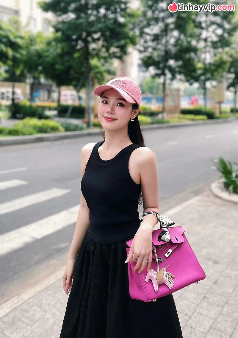 Midu là ai? Tiểu sử và hành trình định hình phong cách ngọt ngào, tri thức đầy cuốn hút